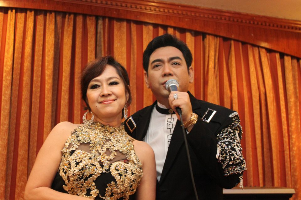 Yan Aung and May Than Nu performed in USA - All Things 